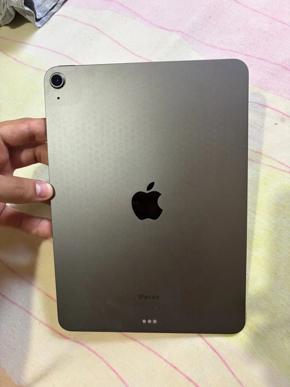 iPad Air 5 64GB Prata - Foto 2