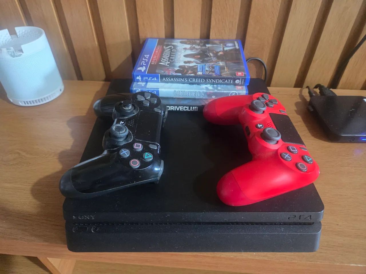 Ps4 slim 1TB - Foto 2