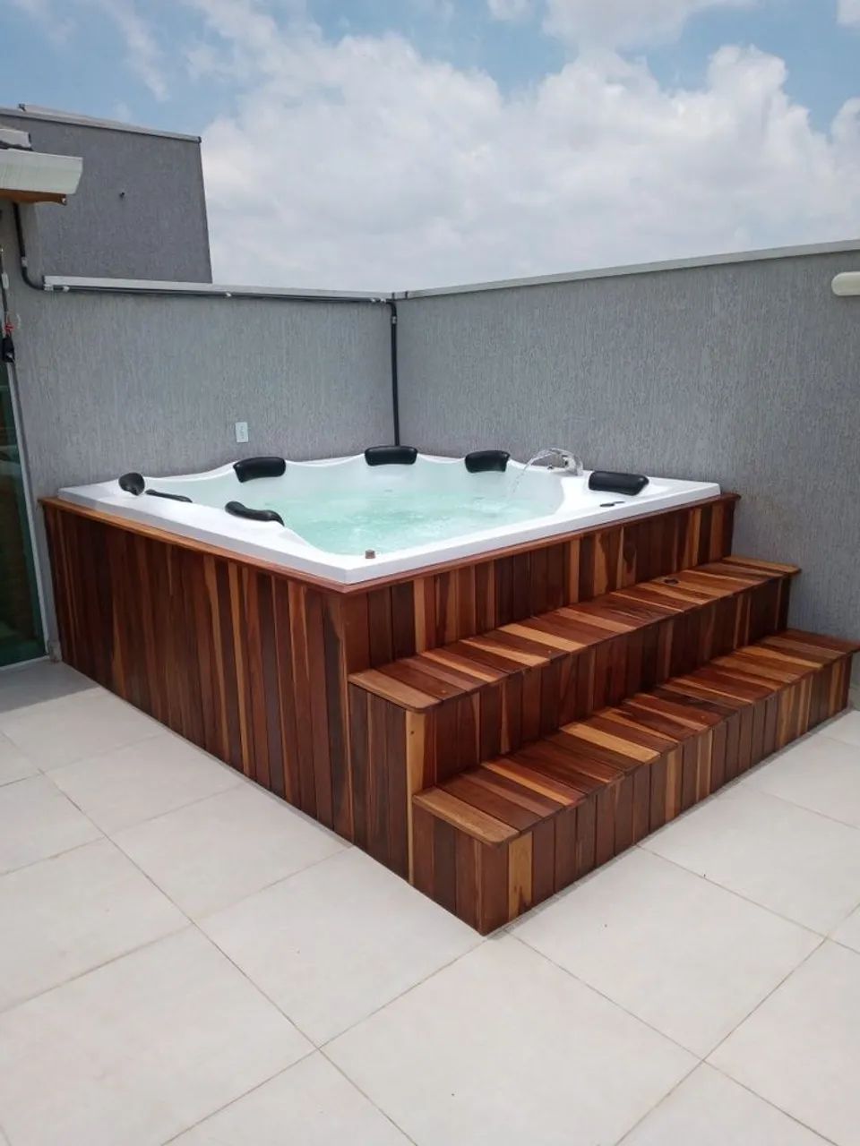 Deck jacuzzi sob medida  - Foto 2