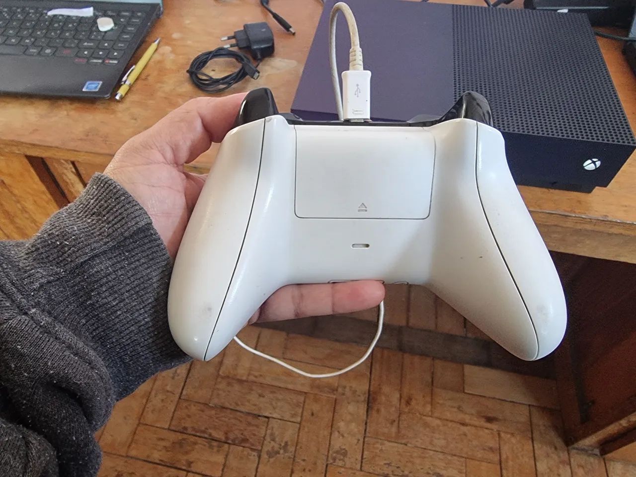 XBOX ONE S DE 1 TERÁ  - Foto 4