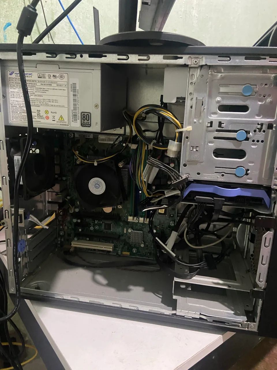 Vendo PC SOMENTE CPU,sem acompanhamento de tela ou acessórios - Foto 3