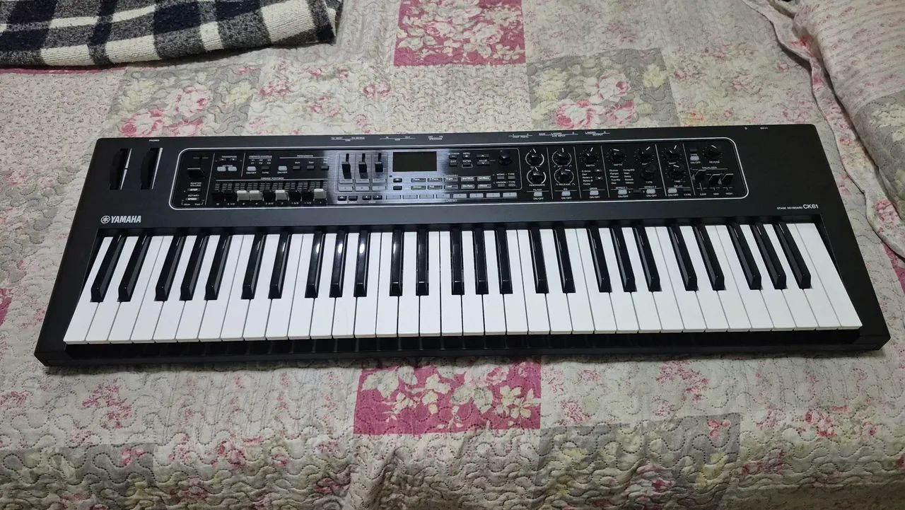 Teclado Yamaha ck61  - Foto 3
