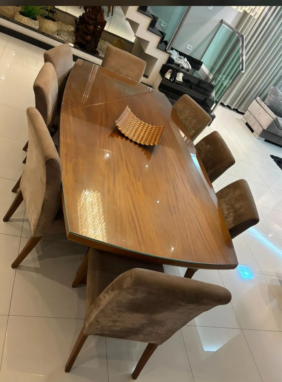 Vendo bela mesa de jantar de 8 lugares  - Foto 4