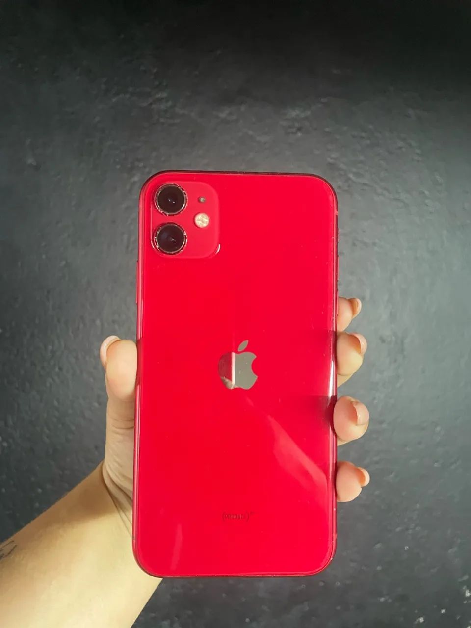 iPhone 11 red 