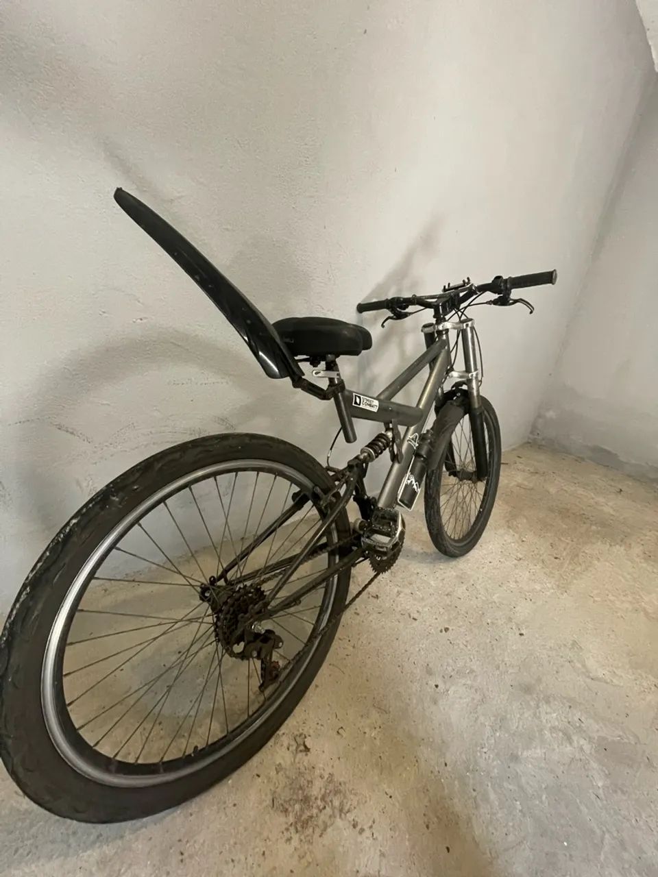 Bicicleta 24 com suspensão  - Foto 3
