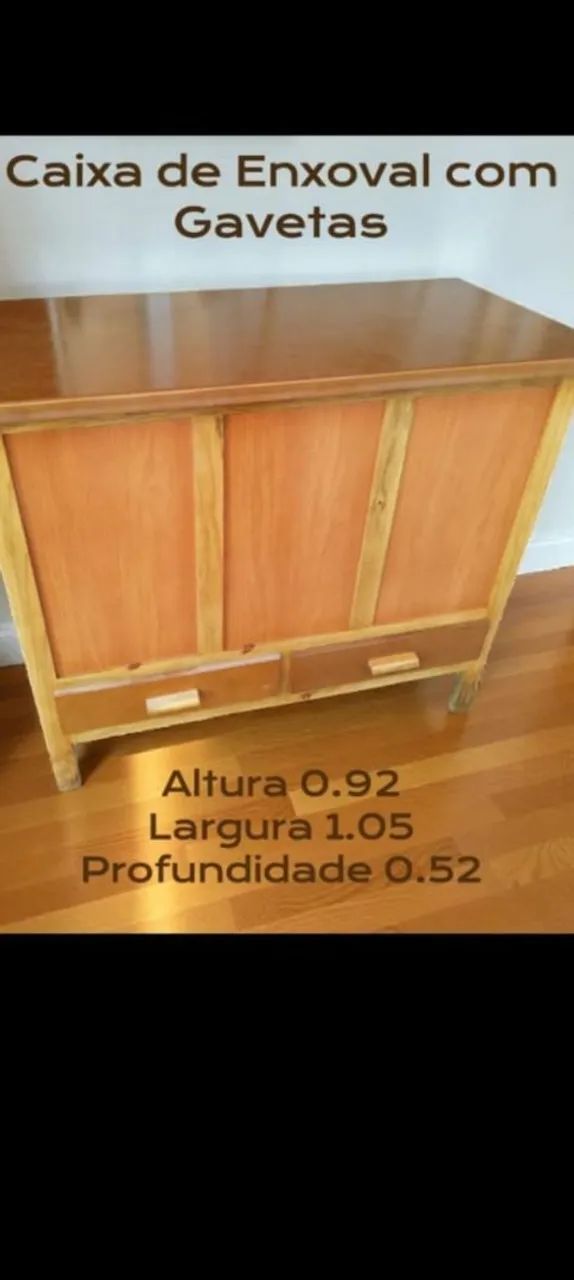 Caixa de enxoval com gavetas 