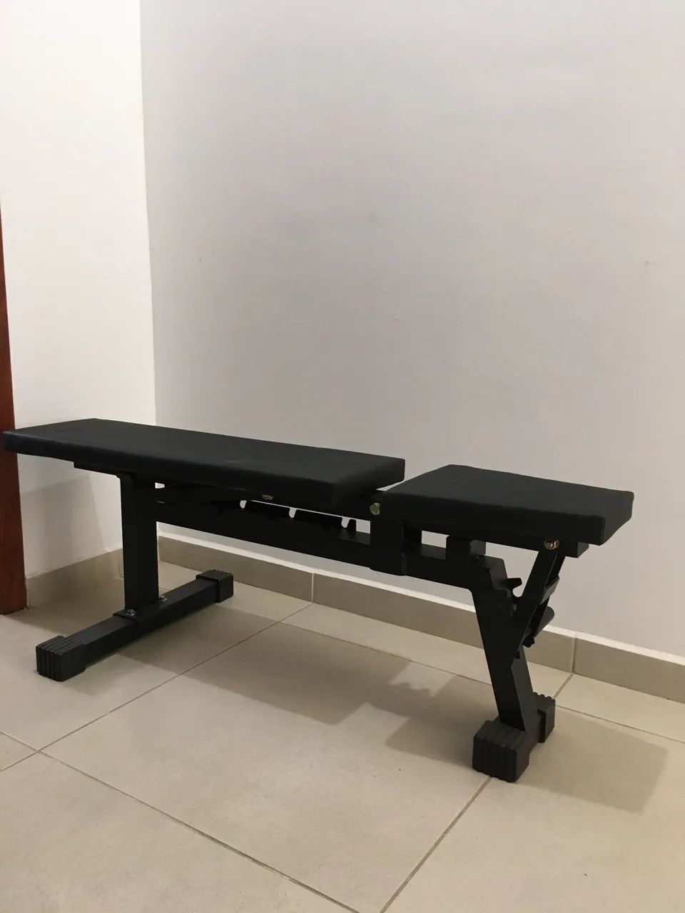 Banco reclinável de treino 
