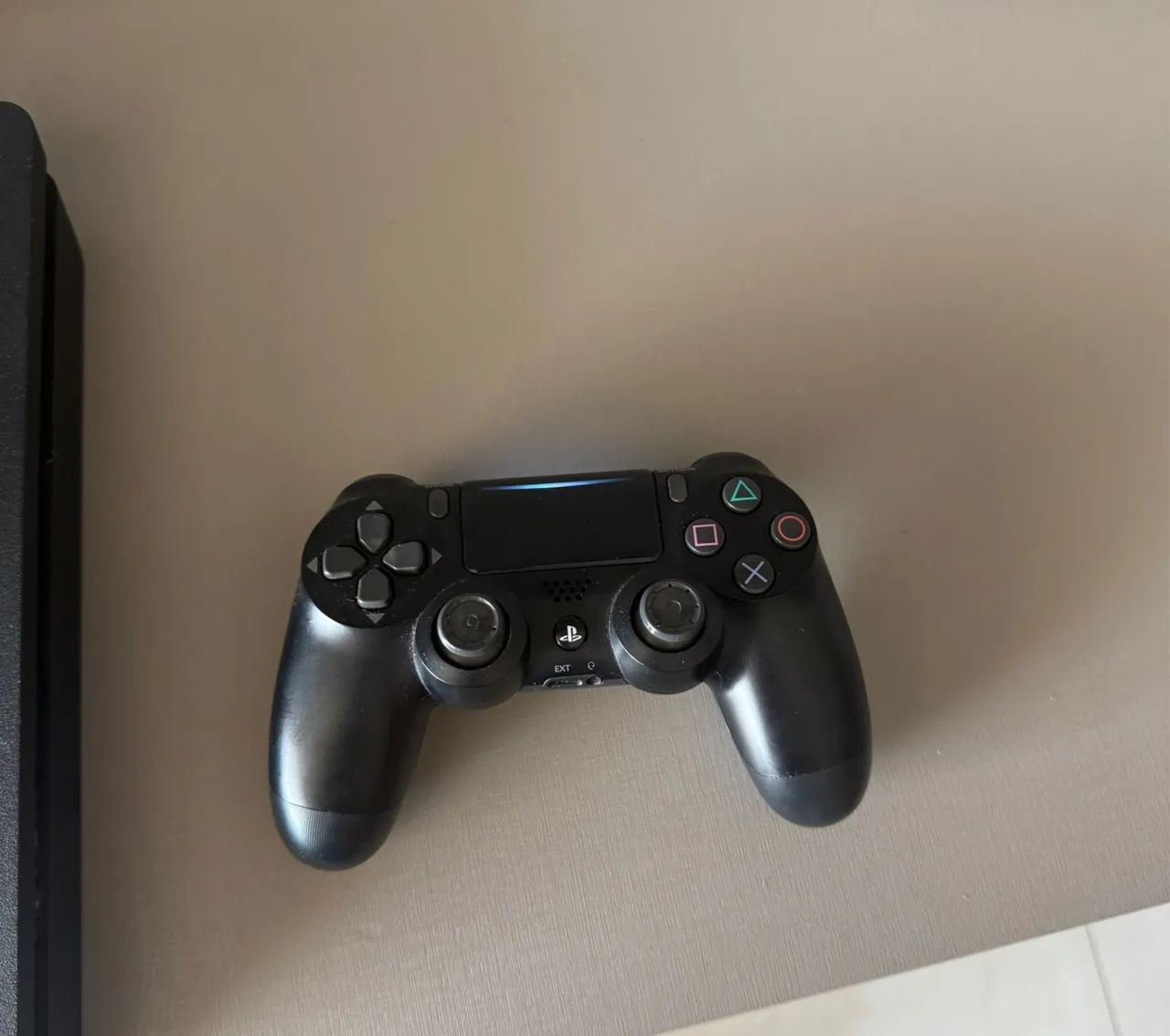 Ps4 slim 1 TB - Foto 2