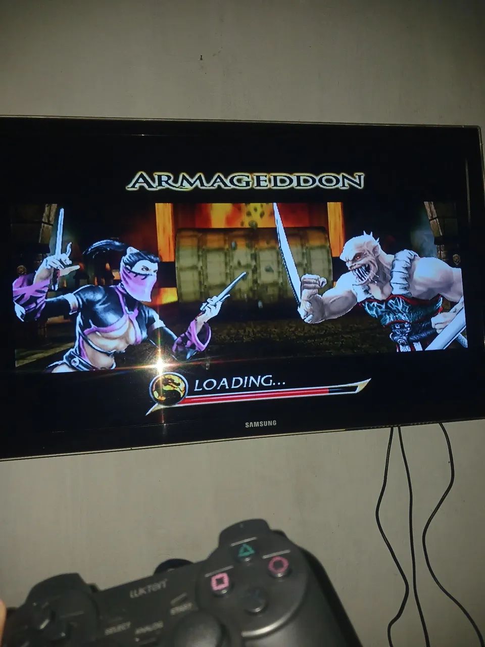 Ps2 com dois controles com memóri cart com adaptador hdmi ! - Foto 4