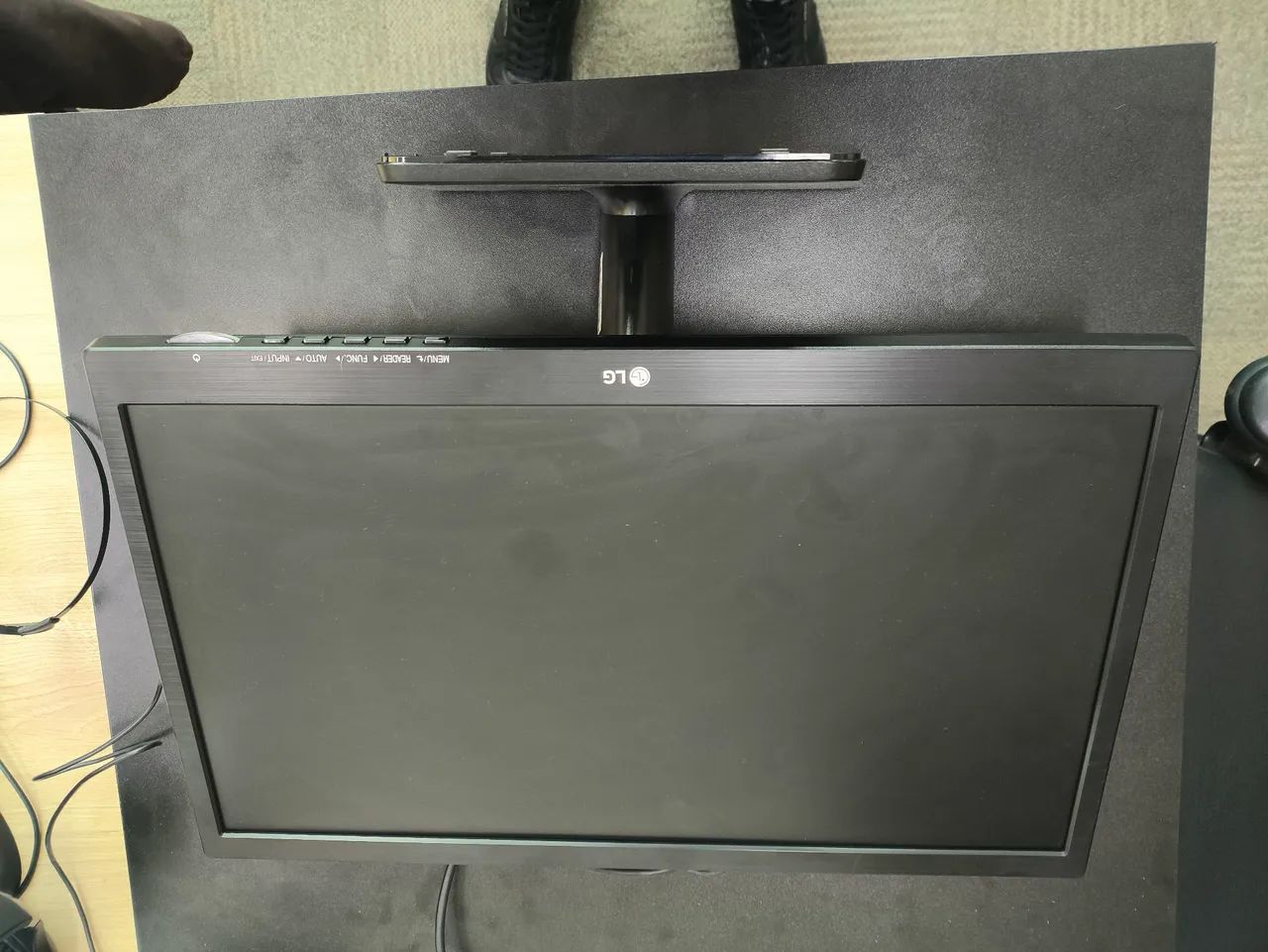 Monitor LG Flatron 20M37AA-B - Ótimo Custo-Benefício! - Foto 4