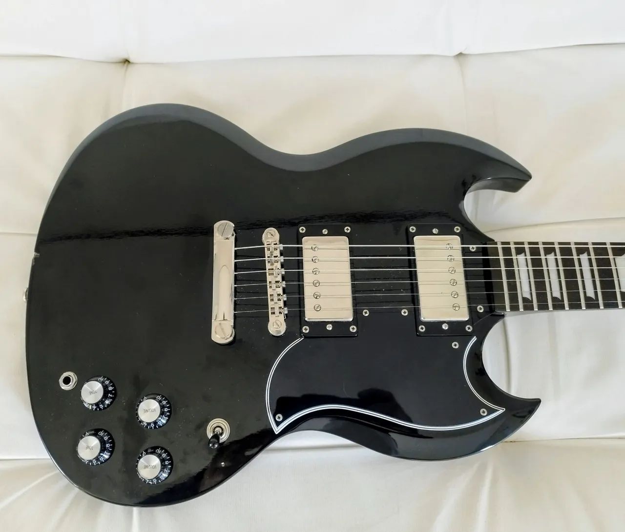 Guitarra Epiphone SG G400 ZERADA  - Foto 4