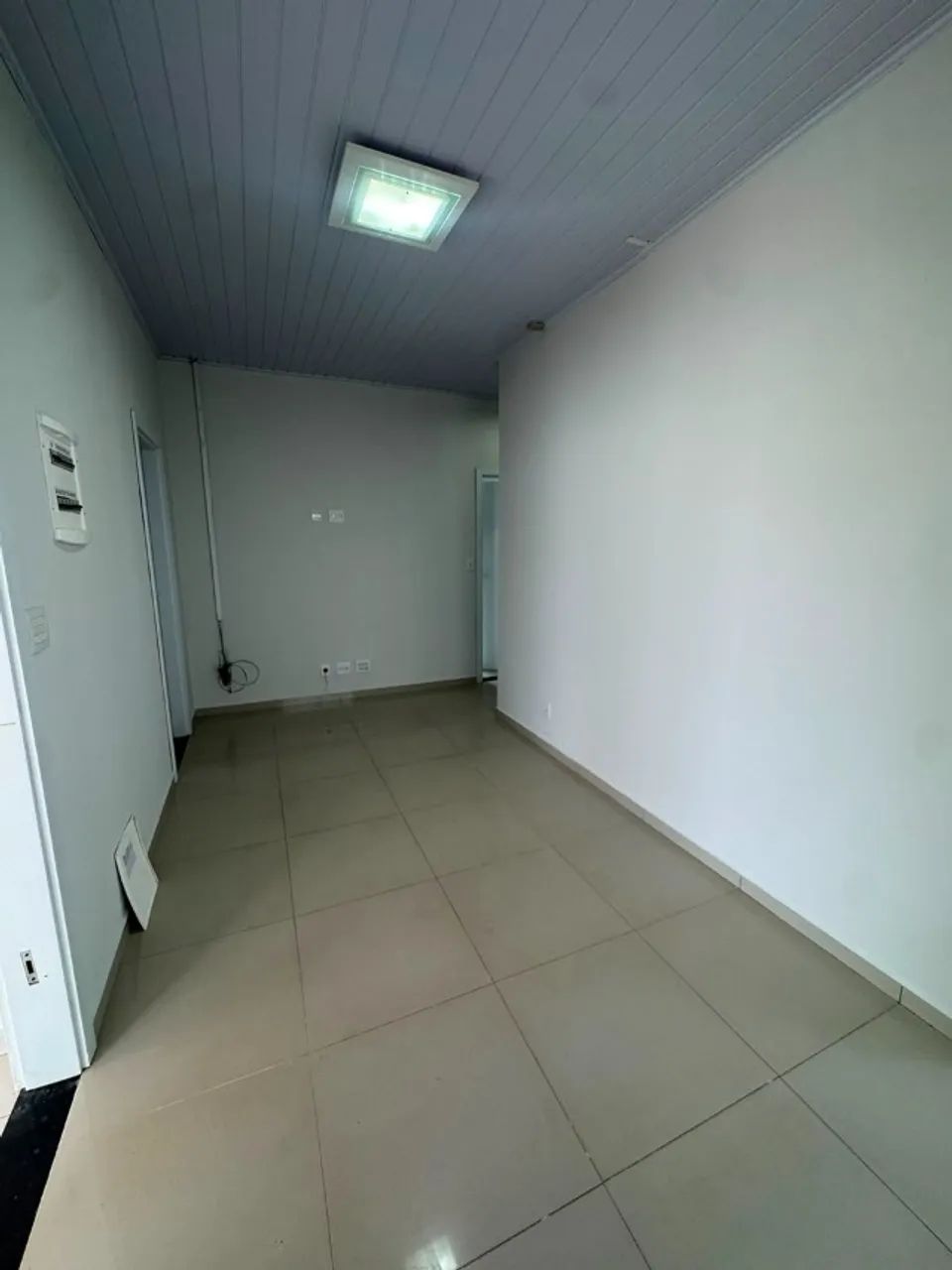 Aluga-se casa com piscina no Cidade Satélite - Foto 4