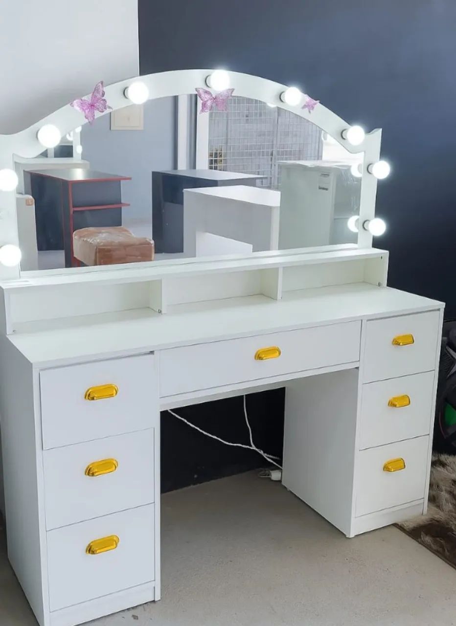 Camarim ariel com banqueta grátis 