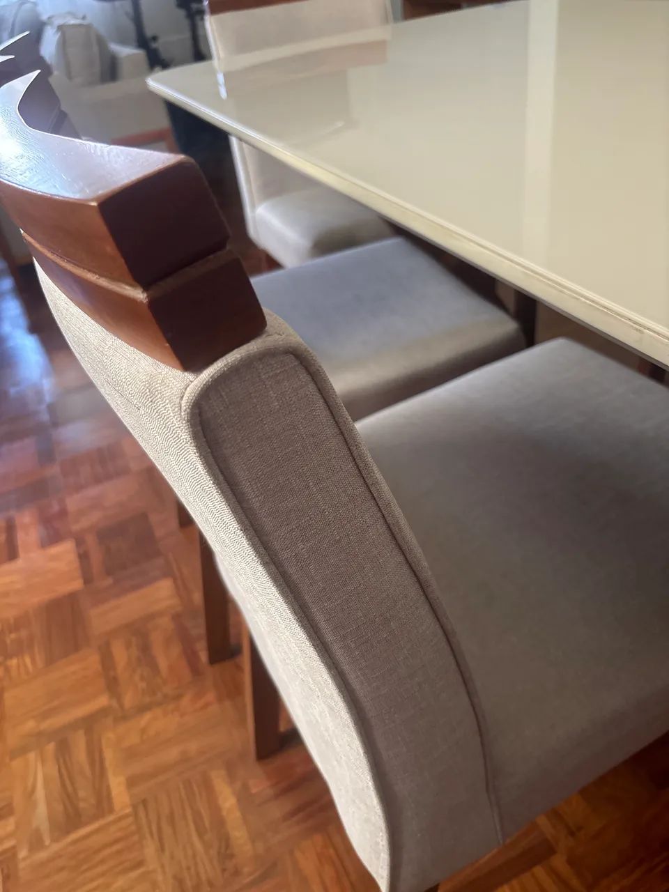 Vendo mesa 6 cadeiras  - Foto 4