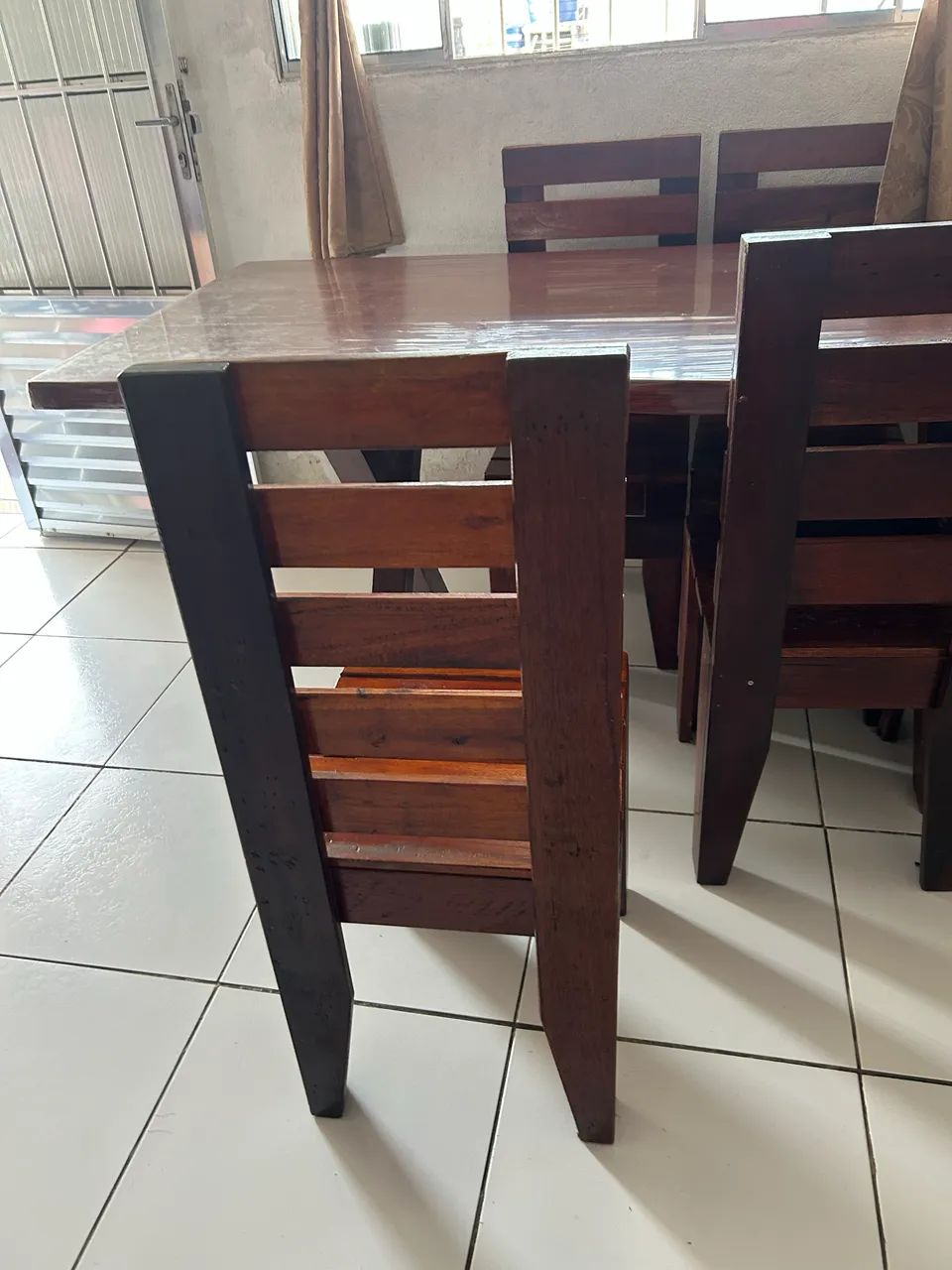 Mesa 4 cadeiras  - Foto 5