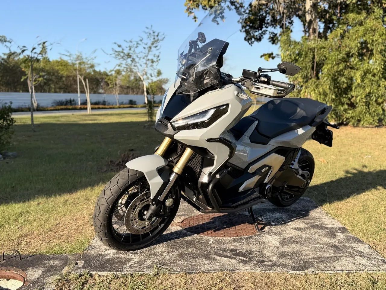 Honda X-adv 2022 - Foto 2