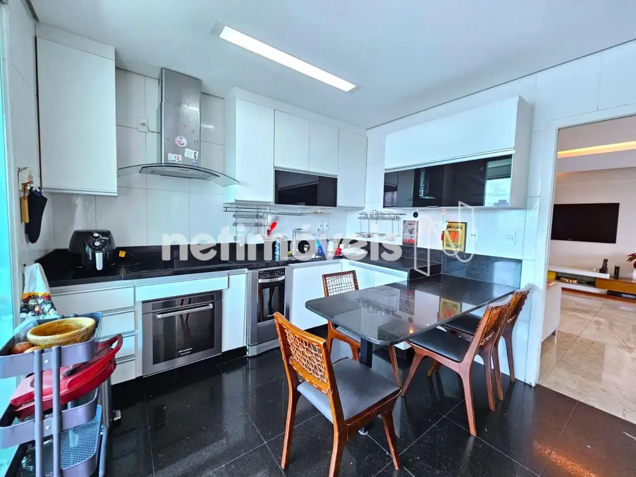 Apartamento amplo muito bem planejado - Foto 4