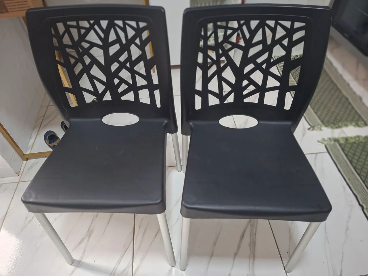 Mesa com 4 cadeiras - Foto 2