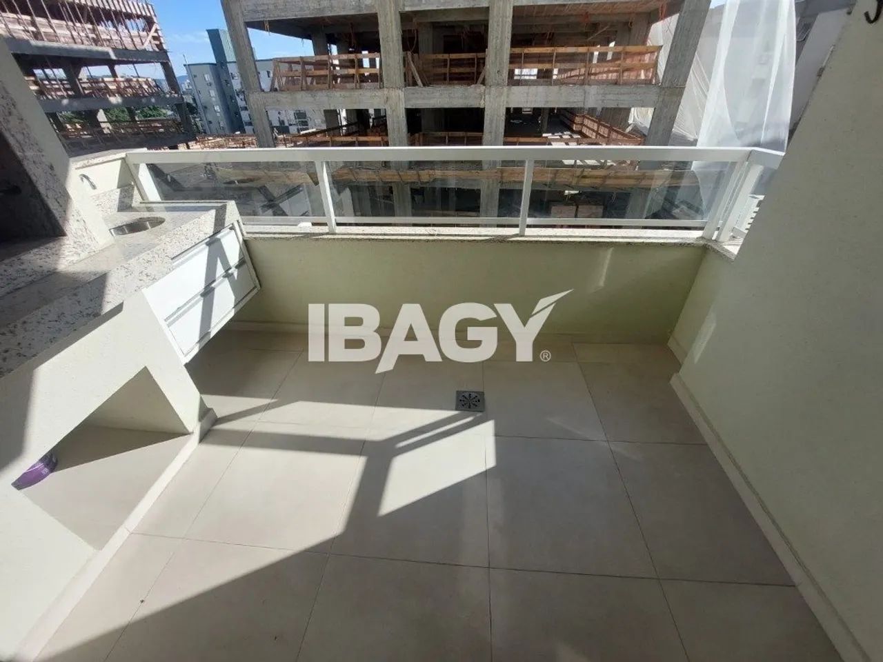 Excelente Apartamento 3 dormitório(s) em Abraão - Florianópolis - Foto 5