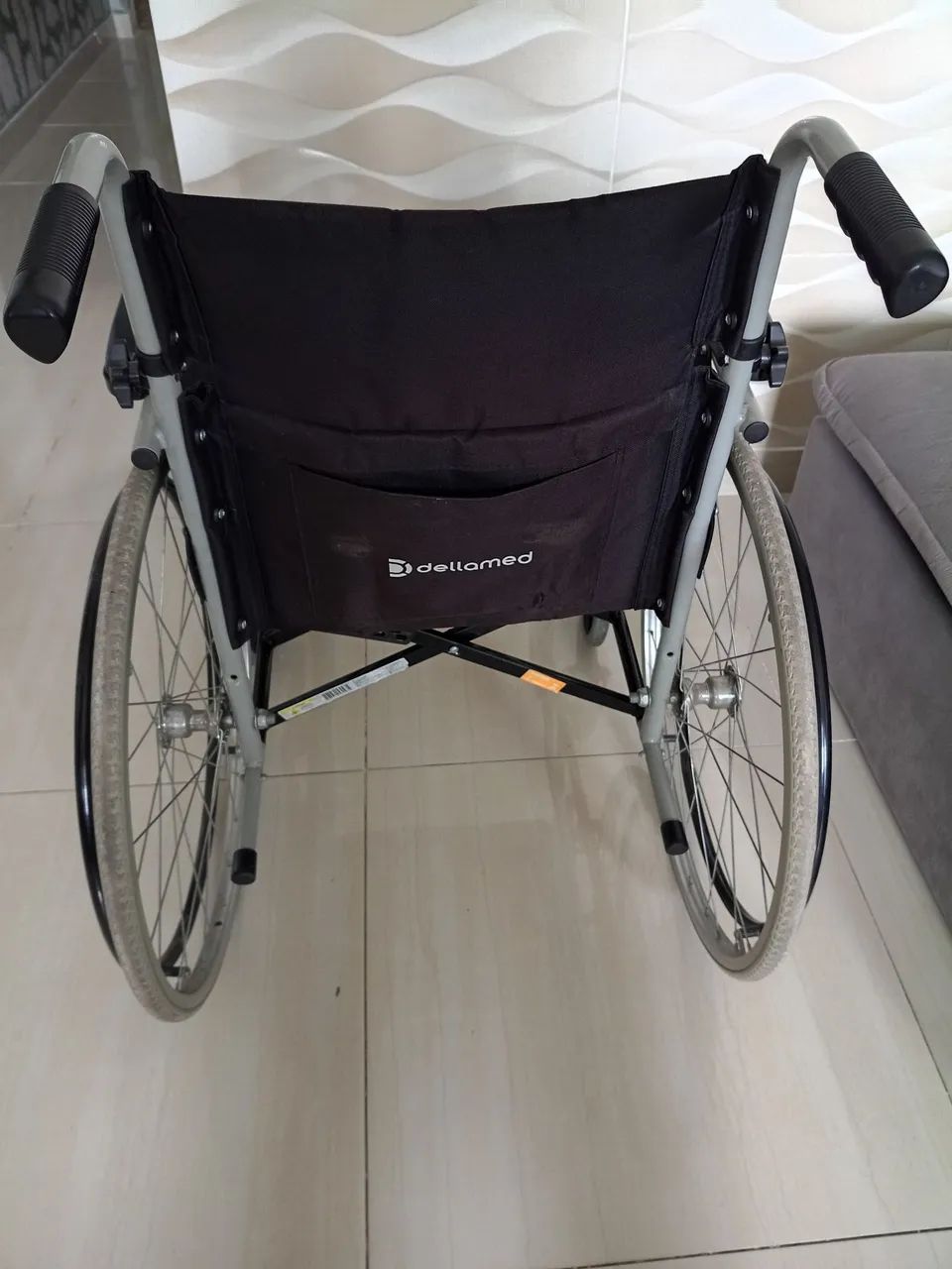 Cadeira de rodas. - Foto 3