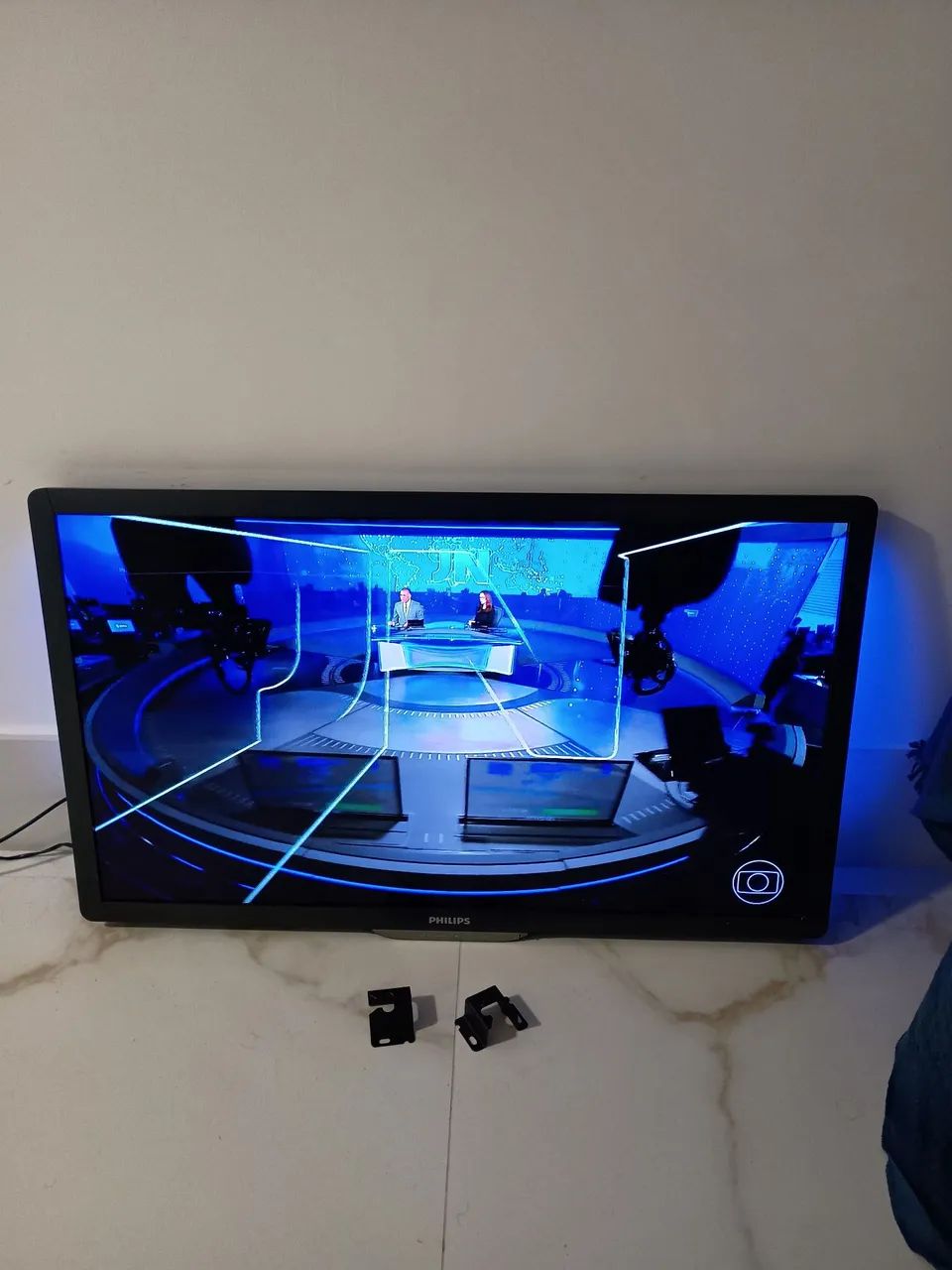 TV Philips 40" Ambilight com Chromecast funcionando. - Foto 2