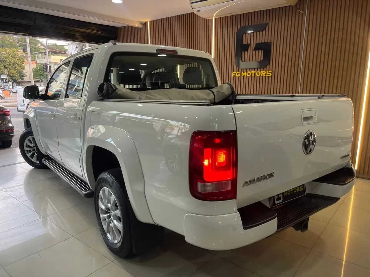 Volkswagen Amarok Comfor. CD 2.0 TDI 4X4 Dies. Aut. 2019 - Foto 5