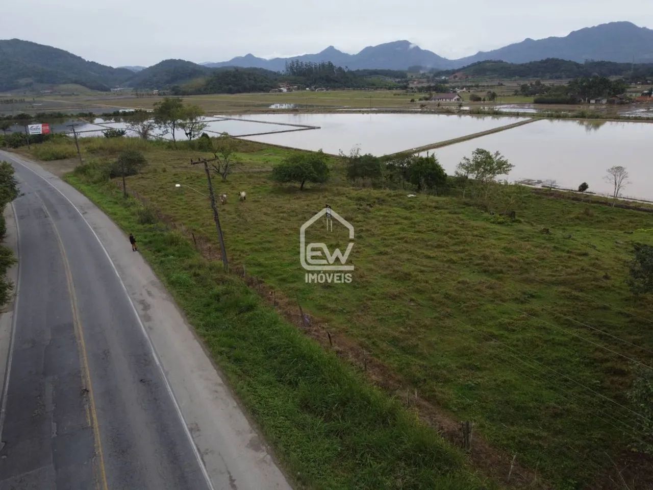 Terreno com 2.328,83m² em Massaranduba , SC - Foto 5
