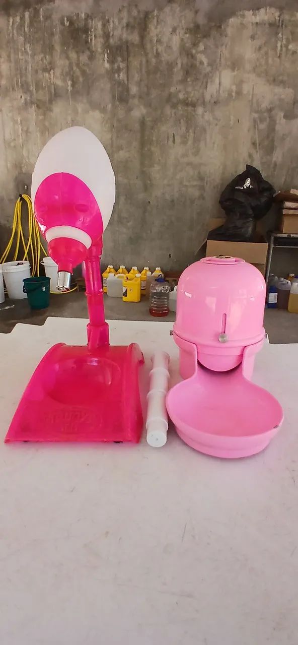 Bebedouro e comedouro para cães ou gatos