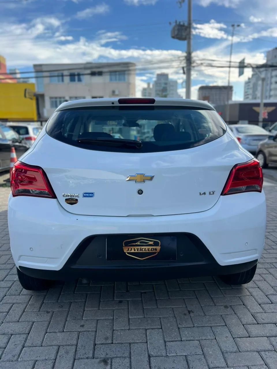 Chevrolet Onix Hatch LT 1.4 8V Flex Mec. 4P 2018 - Foto 5