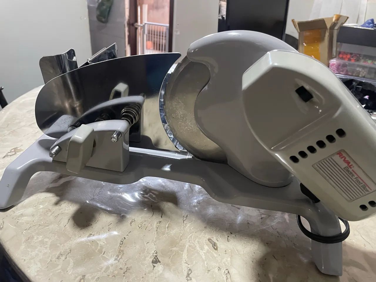 Fatiadora de alimentos Rival Eletric Food Slicer + Conversor de Voltagem