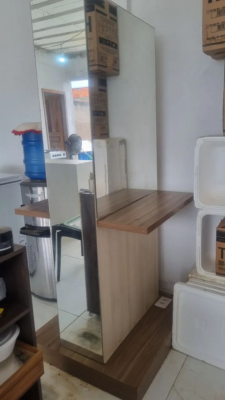 Bancada frente para salão de beleza 