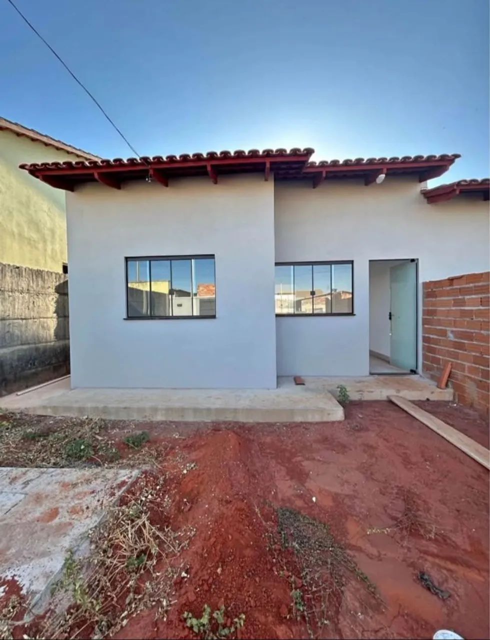 CASA RECEM CONSTRUIDA 