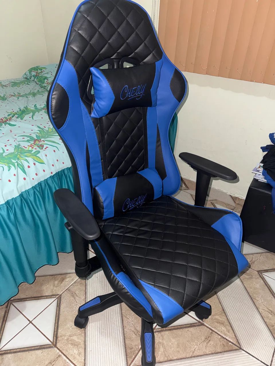 NEW GAMING CHAIR