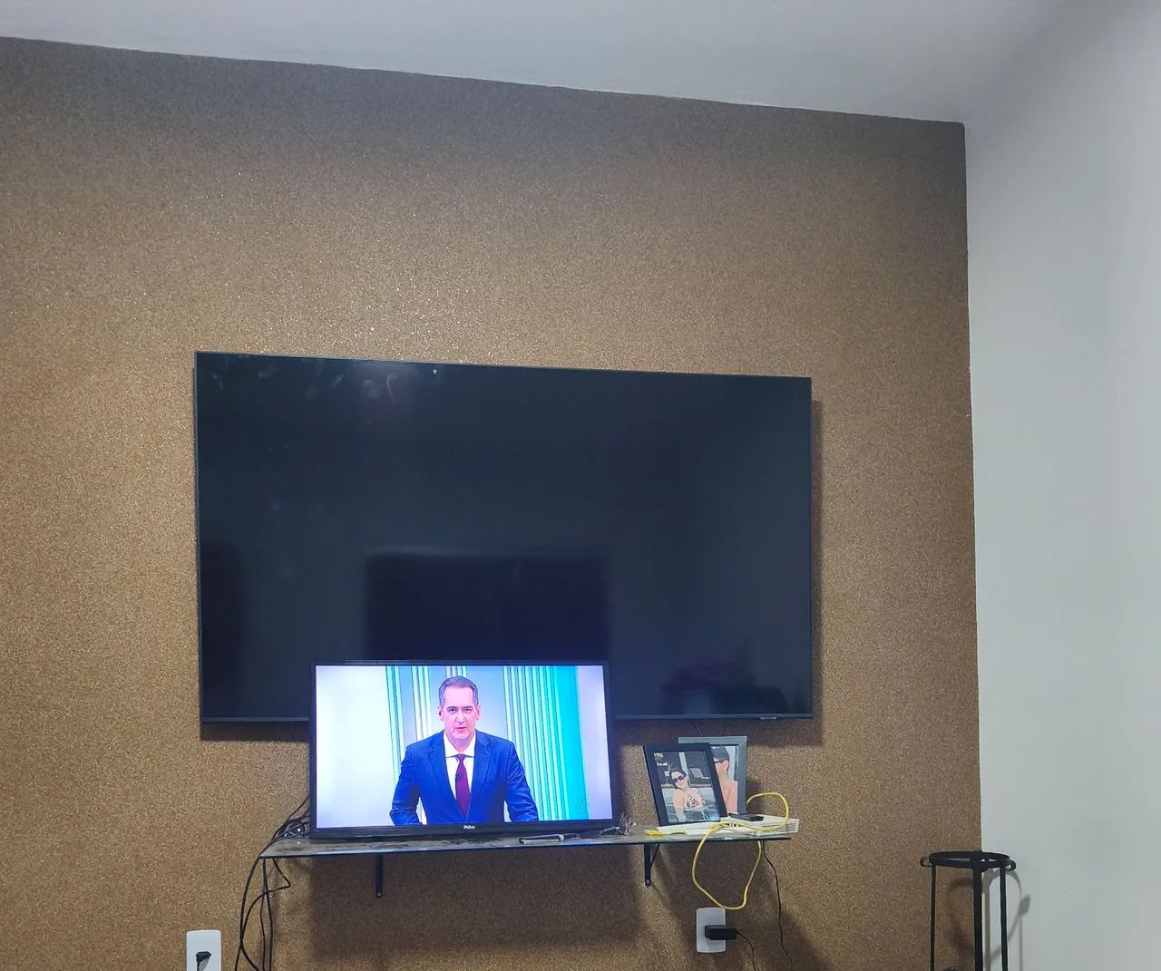 Televisão 70 polegadas com defeito 