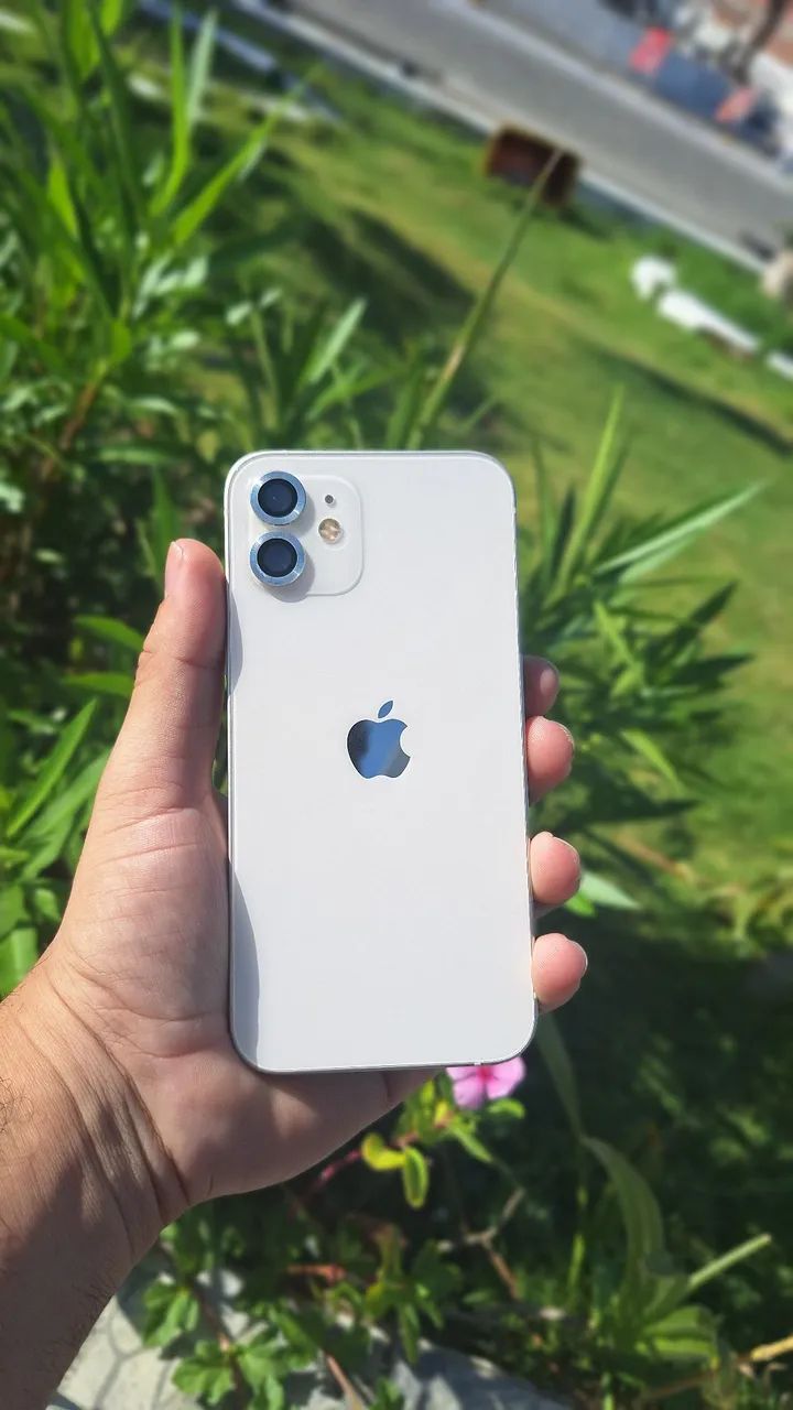 Iphone 12 | 128GB cor branca em bom estado - Foto 3