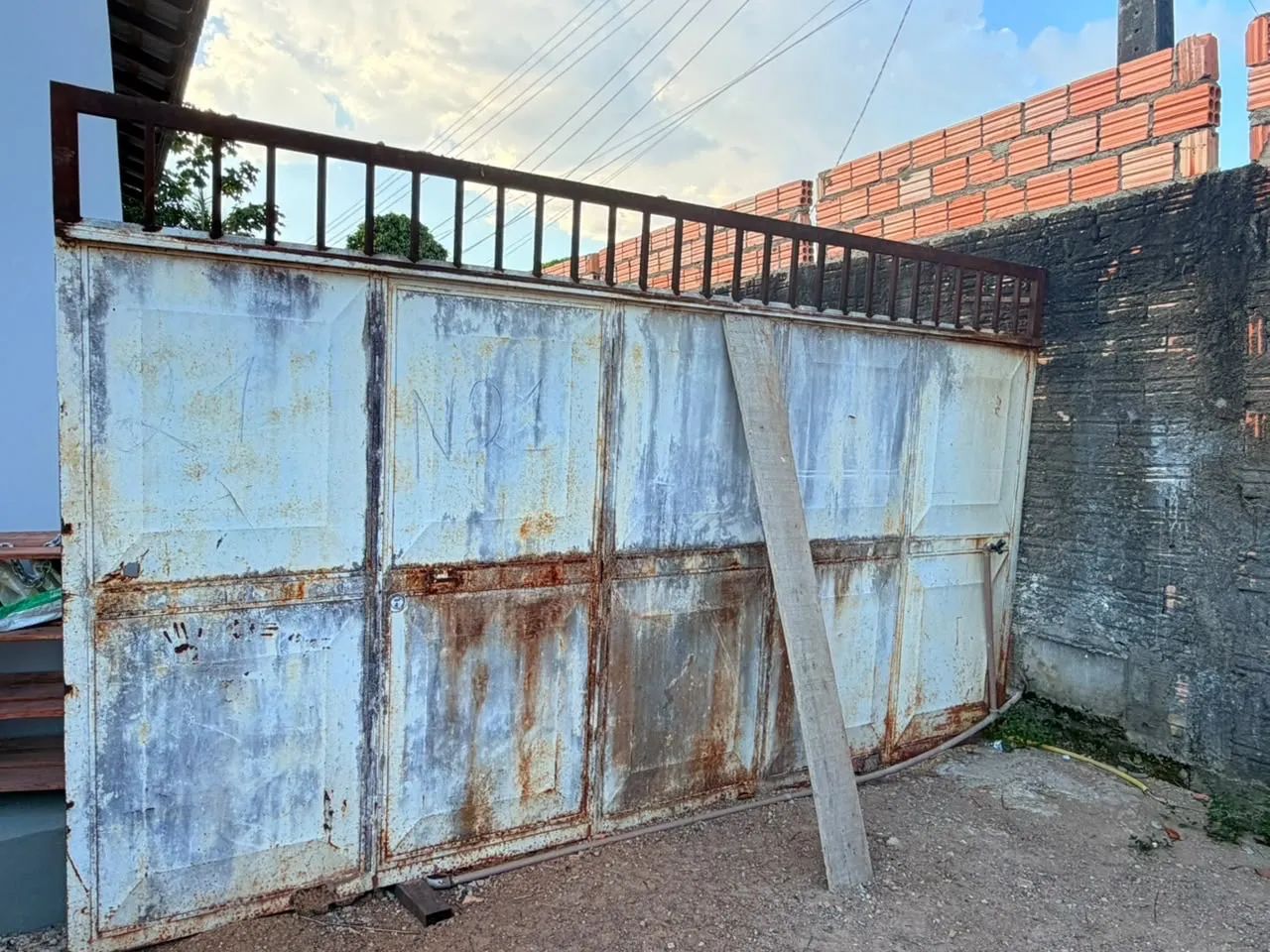 Portão de ferro
