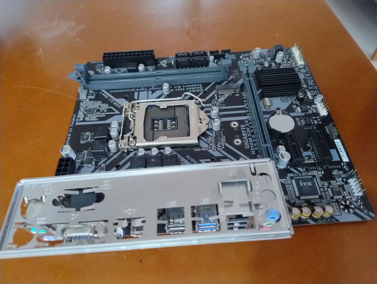 Placa mãe Gigabyte H310M S2H - Foto 4