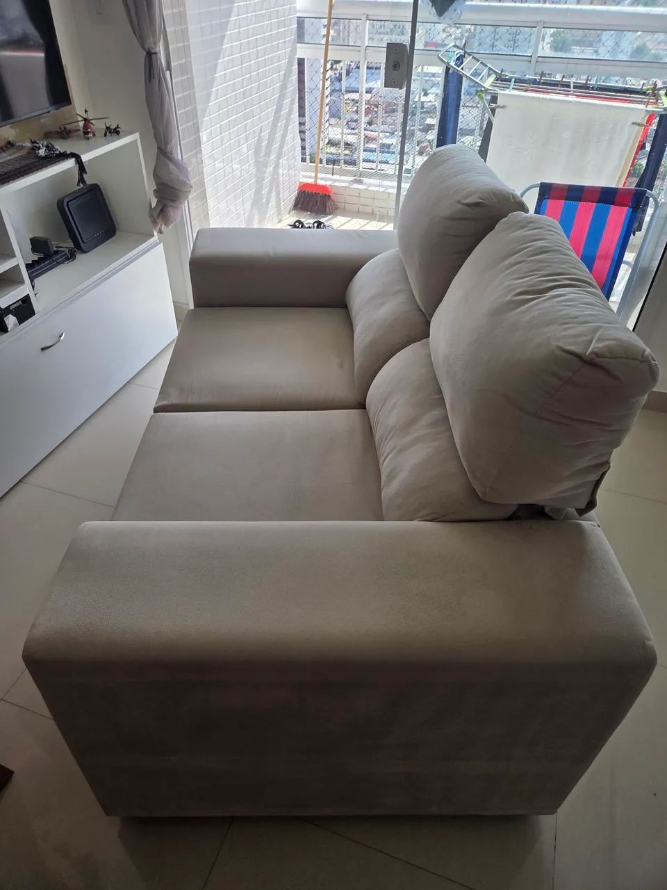 Sofá chaise, retrátil e reclinável! Perfeito.  - Foto 3