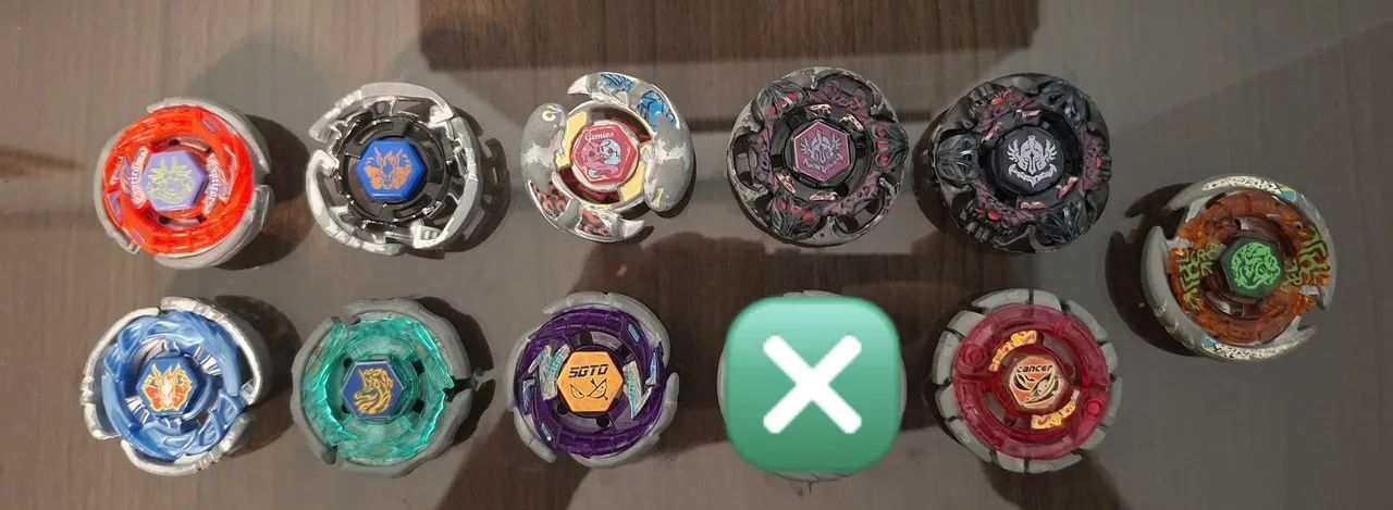 Lote Beyblades - Foto 3