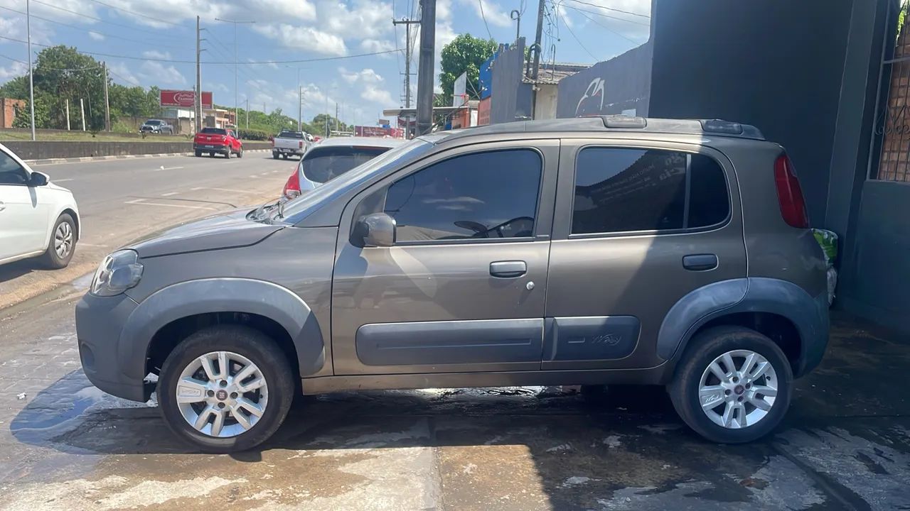 Fiat Uno WAY 1.4 EVO Fire Flex 8V 5P 2011 - Foto 3
