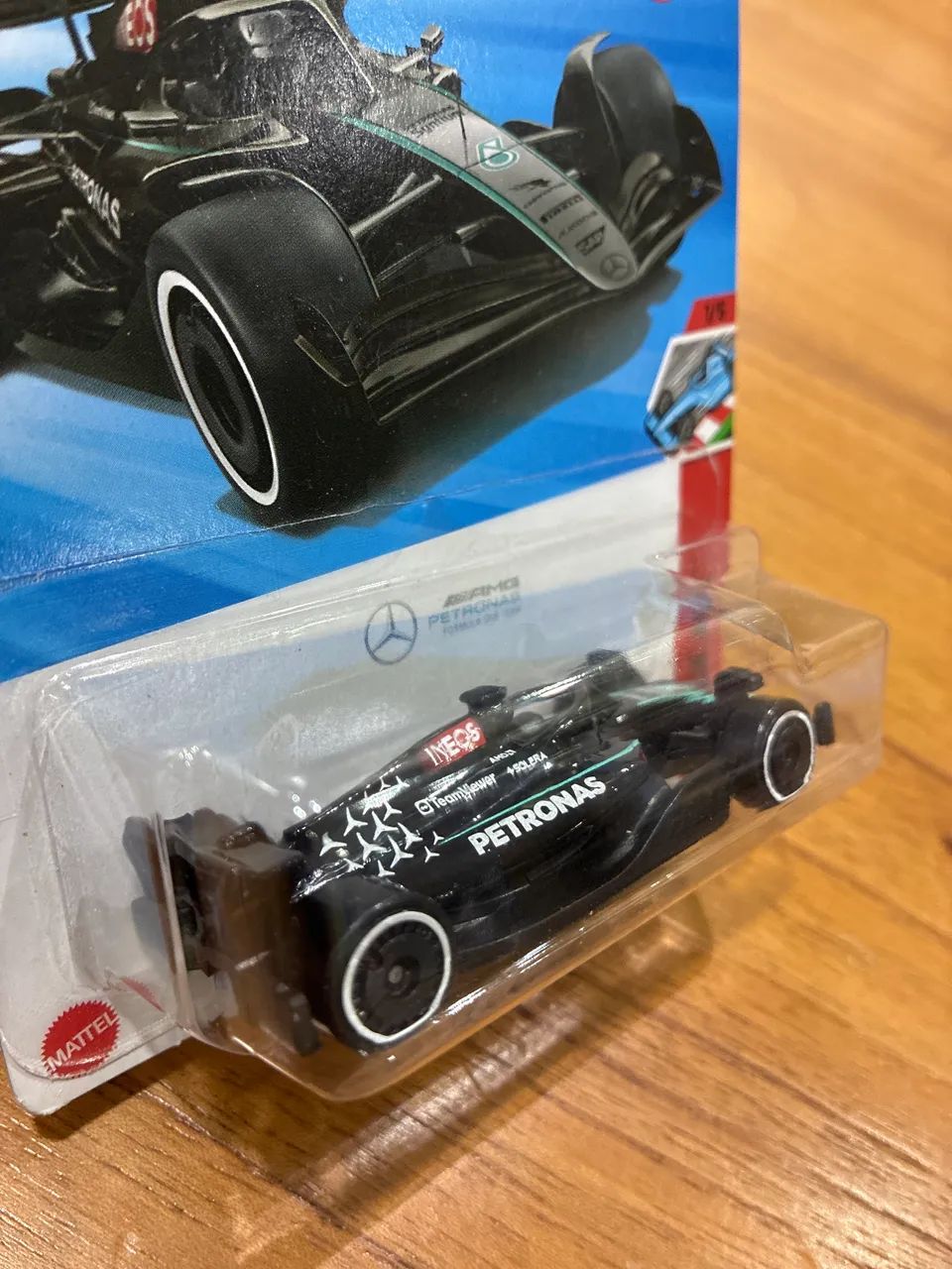 Hot Wheels Fórmula 1 Mercedes-AMG Petronas - Foto 3
