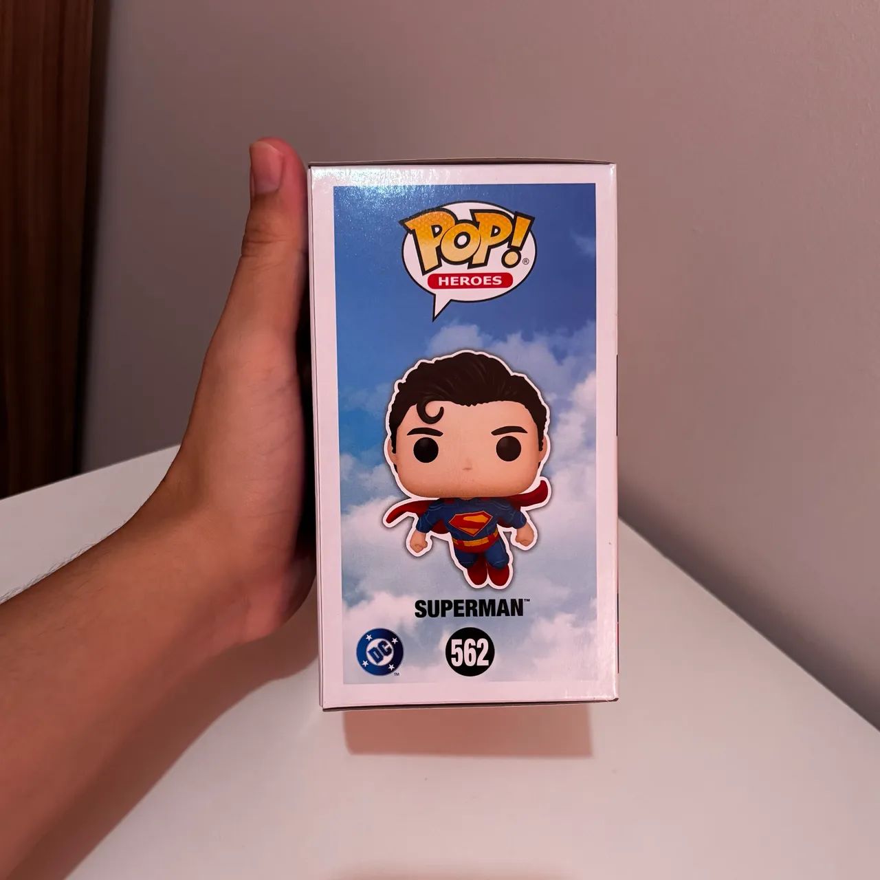 Funko Pop Superman - Clark Kent - 562 - Liga da Justiça  - Foto 2
