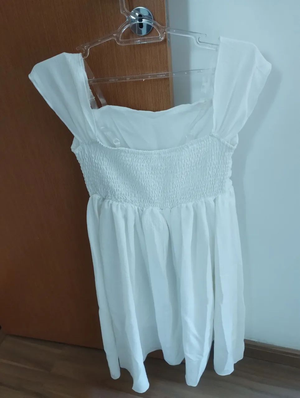 Vestido todo branco Tam 10