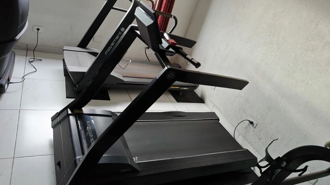 Esteira modelo LX 1.8 moviment 