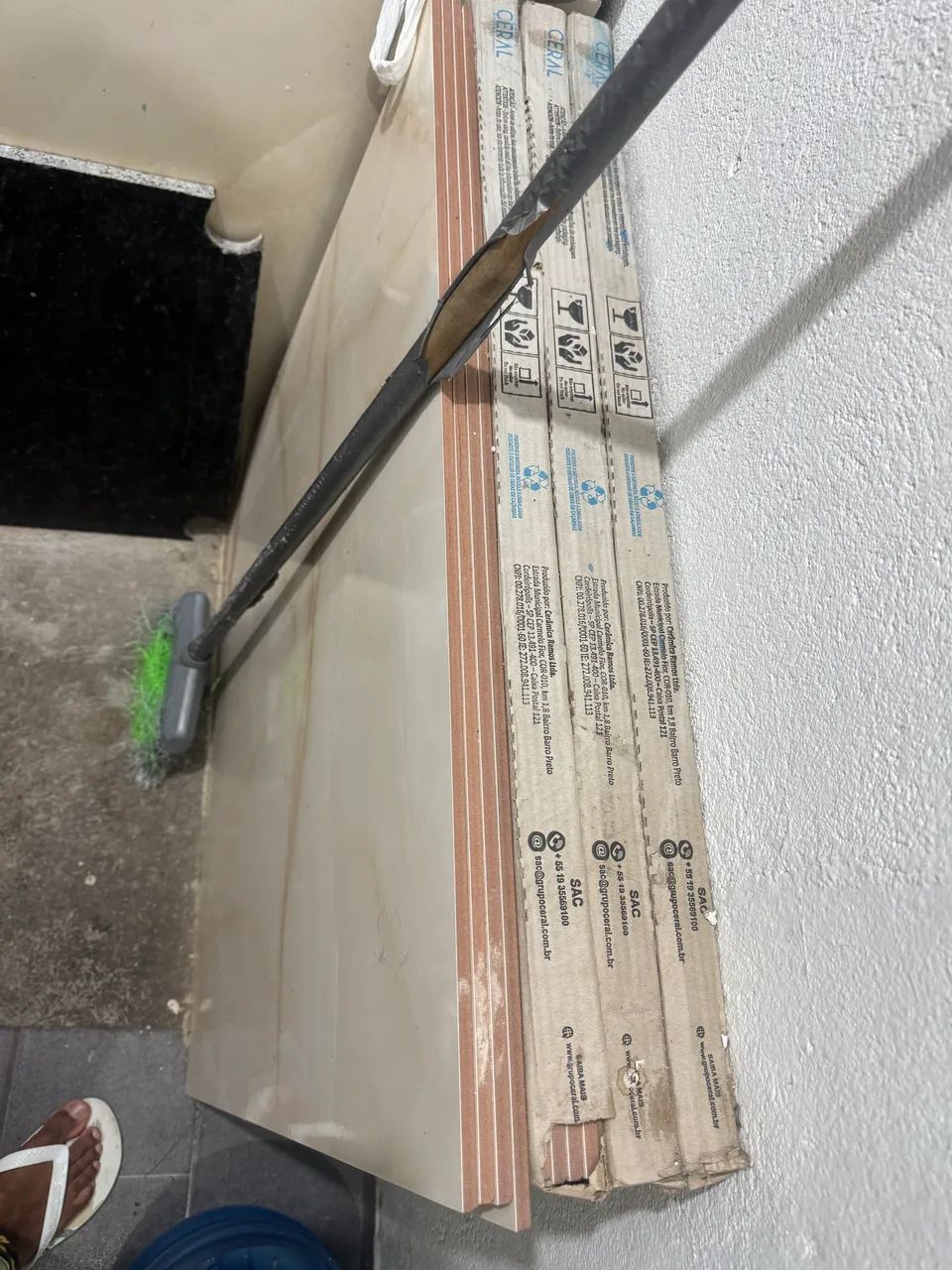 Cerâmica retificada 82x82  - Foto 2