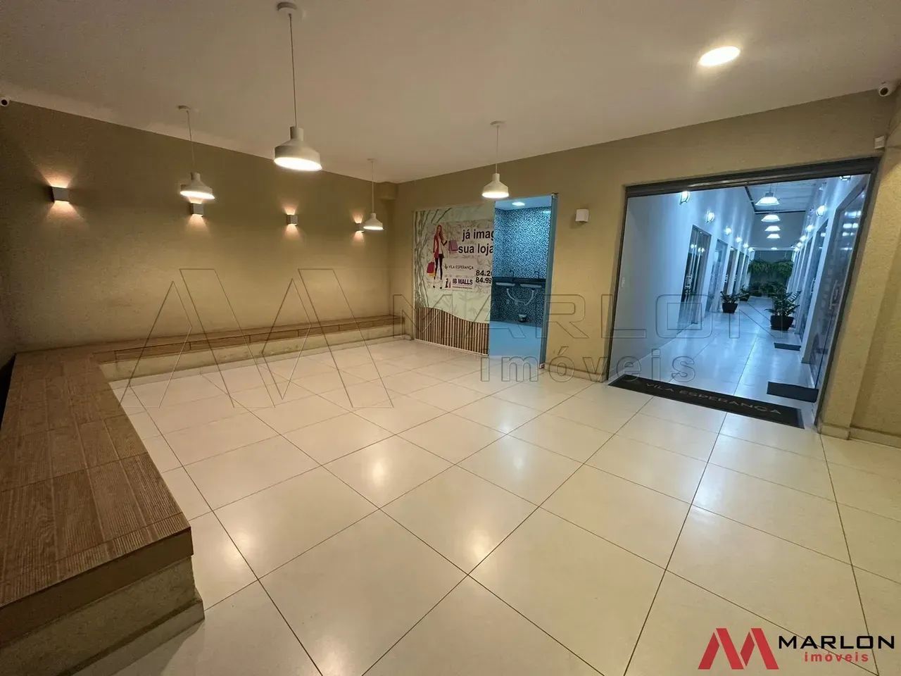 Prédio Comercial em Cidade da Esperança, Mini Shopping, 13 salas, 250m². - Foto 2