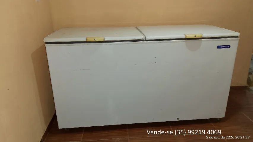Vende-se freezer