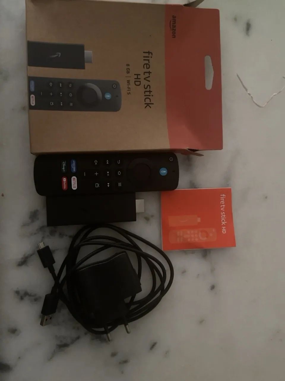 Amazon Fire TV Stick HD 8GB - Completo, na caixa - Foto 2