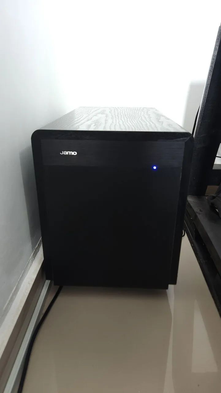 Subwoofer jamo sub250 30hz 250w