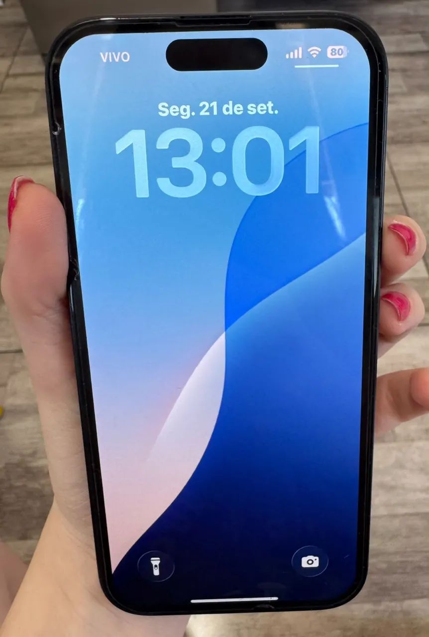 iPhone 15 - 128gb - Preto